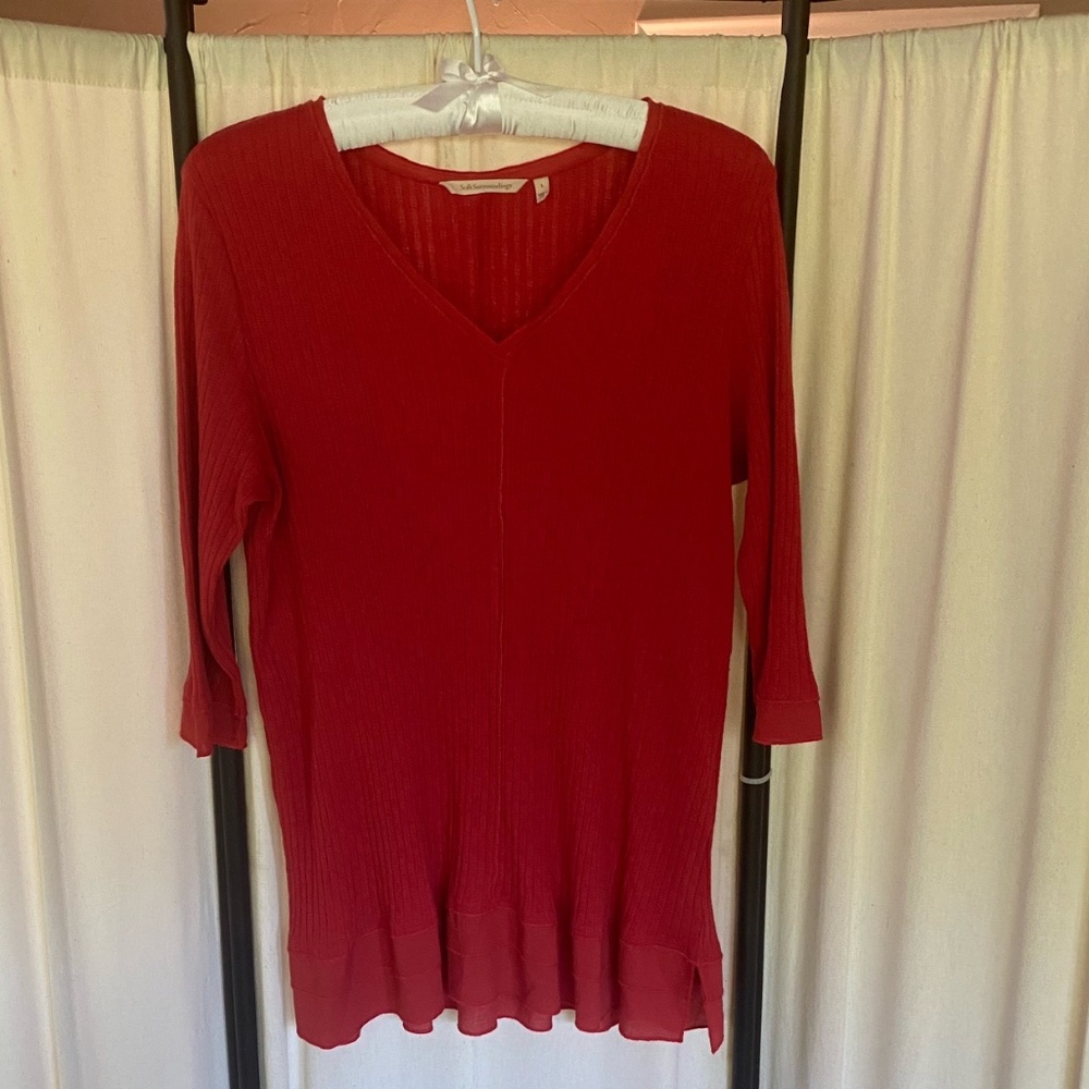 Red V Neck Quarter Length Sleeve Sweater